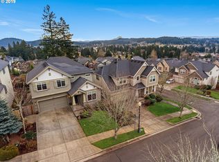 15753 SE Chelsea Morning Dr, Happy Valley, OR 97086