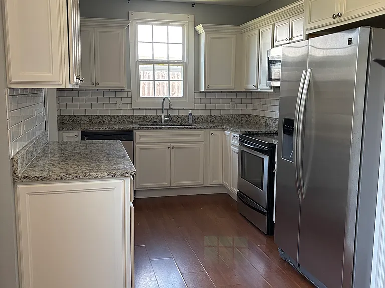 912 Garrison Ave — Photo 10