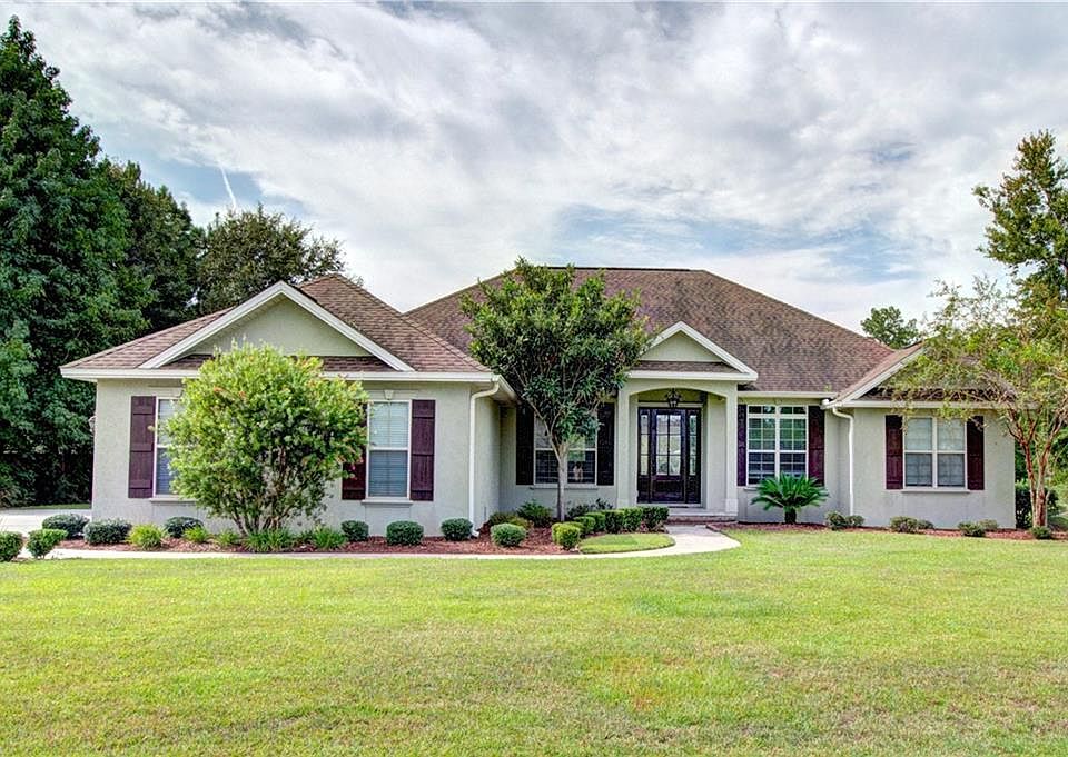1st image of 271 Belmont Cir