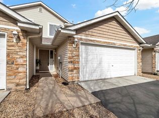 1333 Prairie View Trl, Farmington, MN 55024