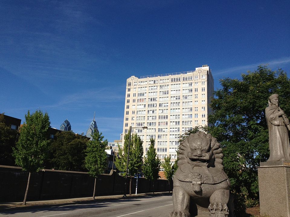 1st image of 1100 Vine St APT 1107
