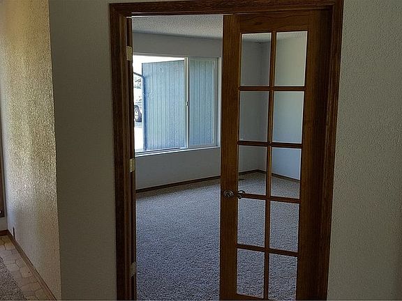 3rd image of 2029 Van Wormer St