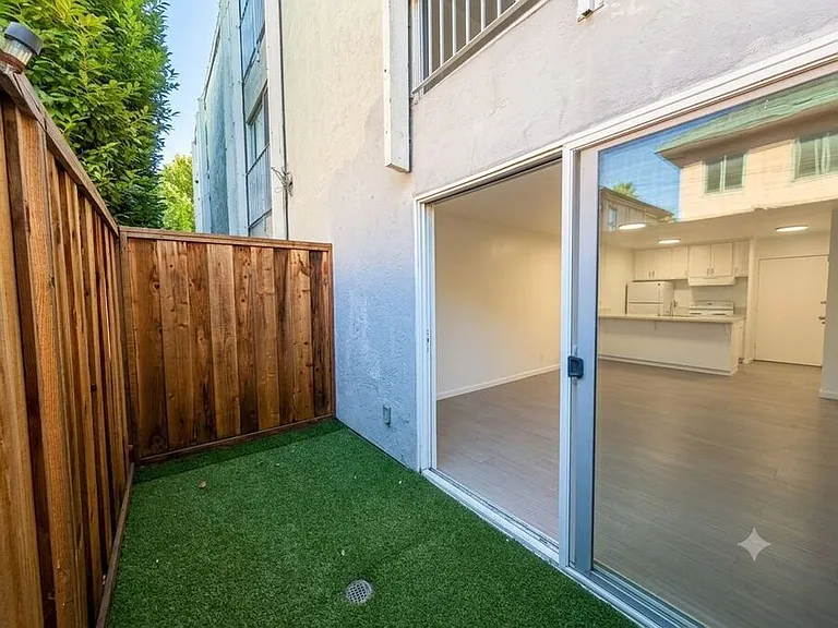 1936 Blake St #12 — Photo 14
