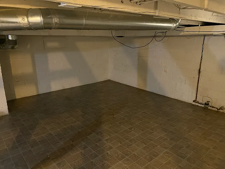 418 Power St — Photo 11
