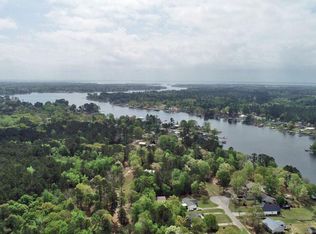 1189 Mill Creek Dr, Manning, SC 29102