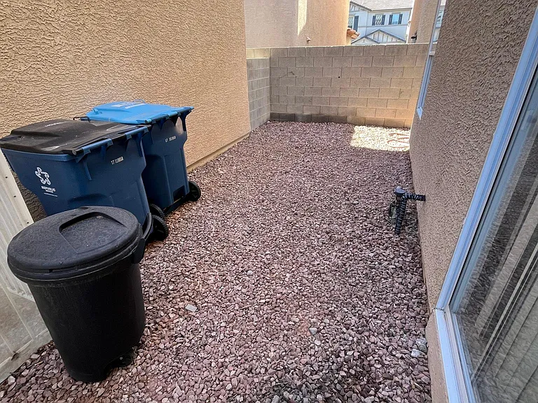1265 Orchard View St — Photo 17