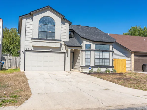 9323 Valley Hedge, San Antonio, TX 78250