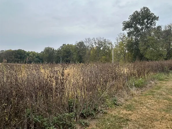 W Old Stone Rd, Peru, IN 46970