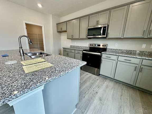 5th image of 6122 Lakefield Pl