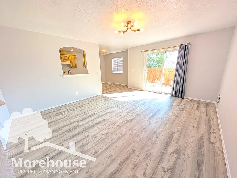 39 S Sugar Loop Ln — Photo 3