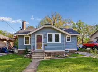 1300 Oak Park Ave, Des Moines, IA 50313