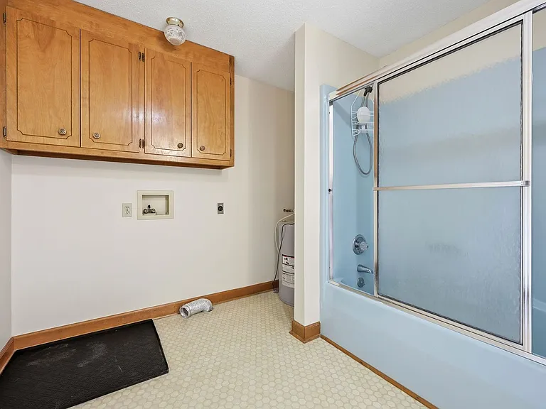 763 Tingen Rd — Photo 11