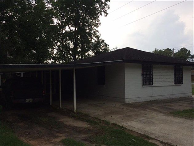 2nd image of 1510 N Maple St