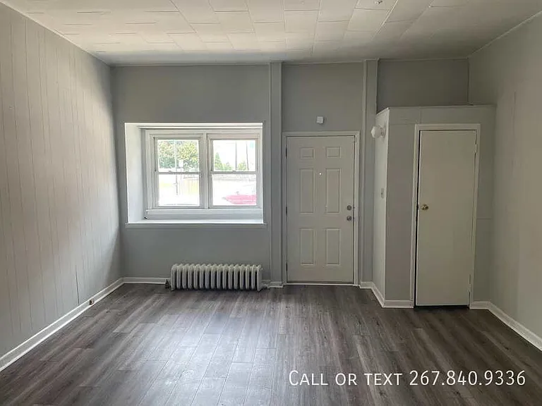 132 N King St #COMMERCI — Photo 4