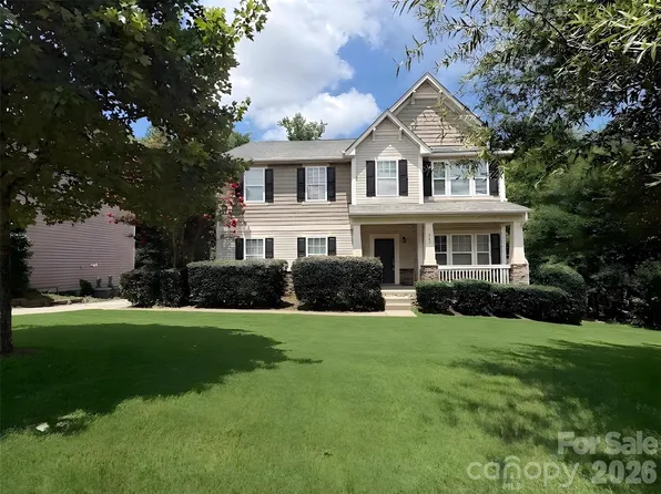 423 Fischer Rd, Fort Mill, SC 29715