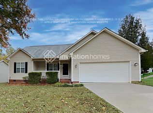 7924 Rolling Stone Ave, Charlotte, NC 28216