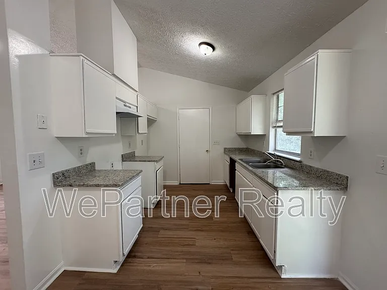 2509 Corner Stone Trl — Photo 6