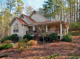 1009 Deerlake Rd, Brevard, NC 28712