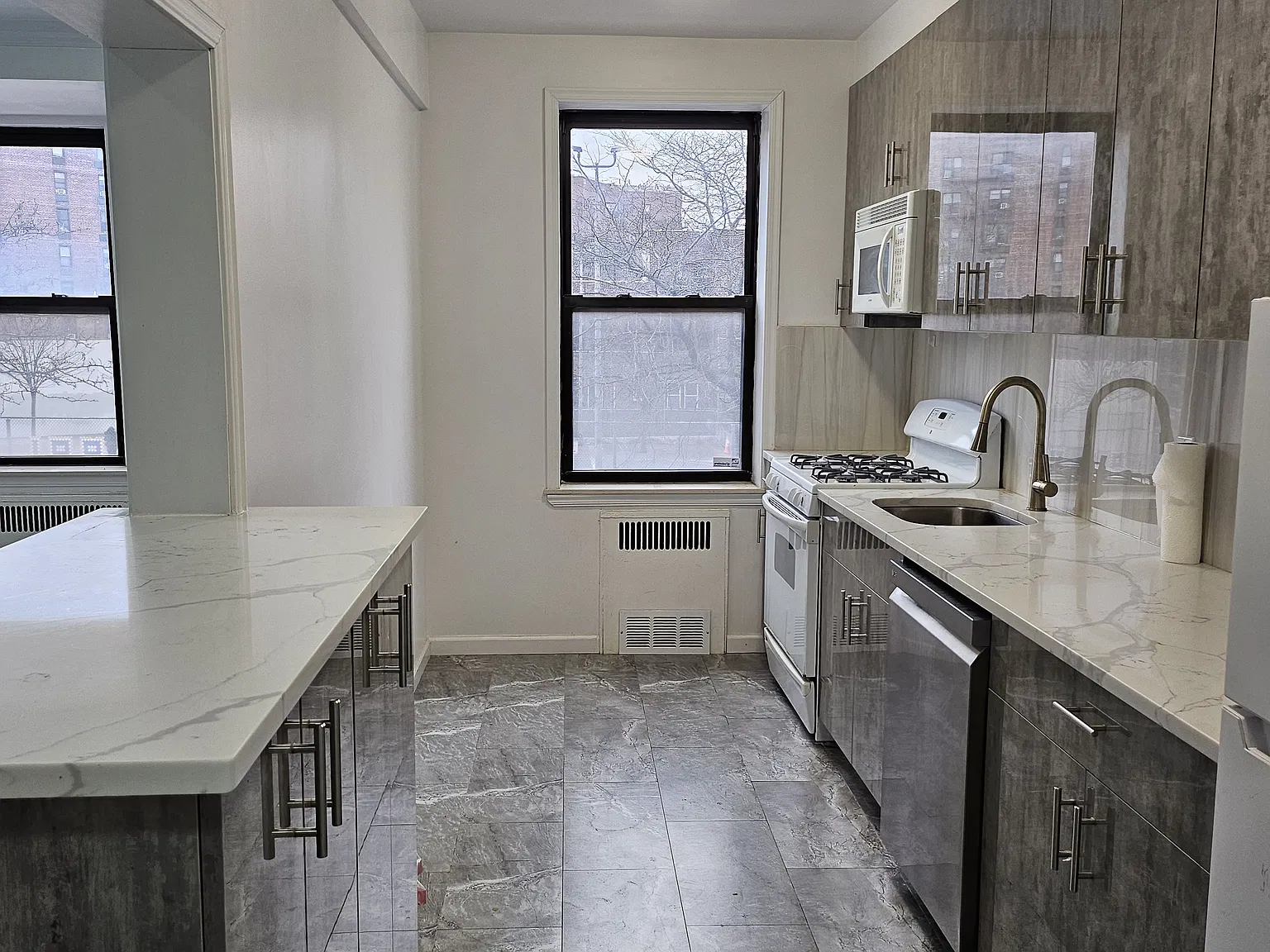 47-55 39th Place — Photo 2