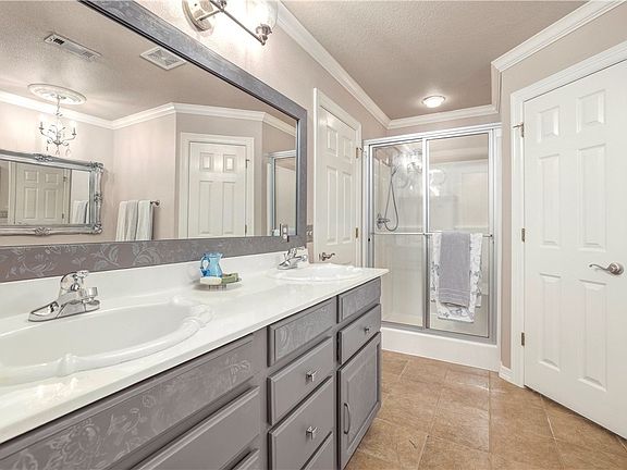 3rd image of 4970 W Redding Way