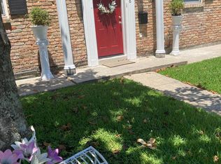 416 Beverly Garden Dr, Metairie, LA 70001