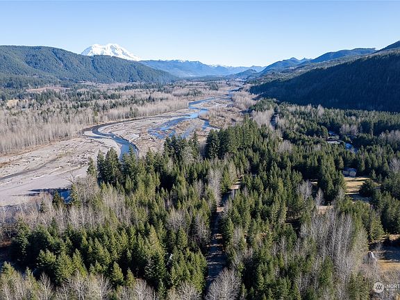 5th image of 147 Glacier Drive