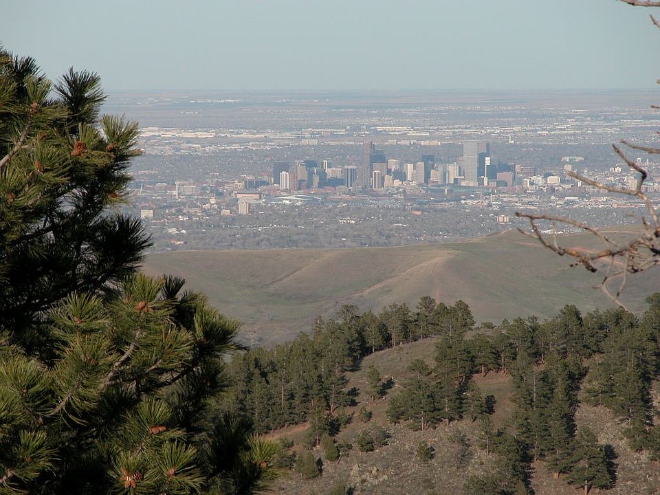 Expansive Views to the East