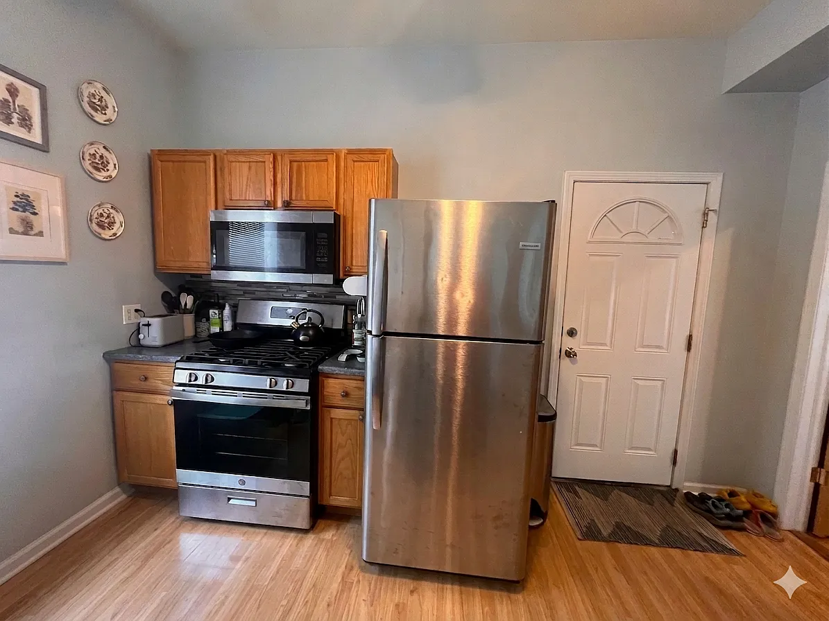 2 bed, 850 sqft, $1,550 — Photo 1