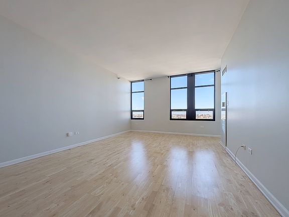 5th image of 1255 S State St #1504