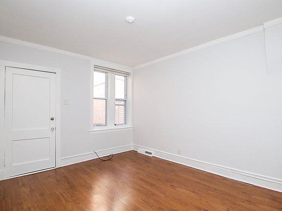 5th image of 3712 W Belmont Ave APT 1R