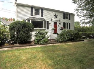 170 Dry Hill Rd, Norwalk, CT 06851
