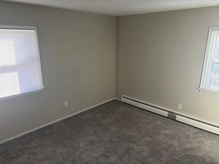 3320 Grand Ave S — Photo 2