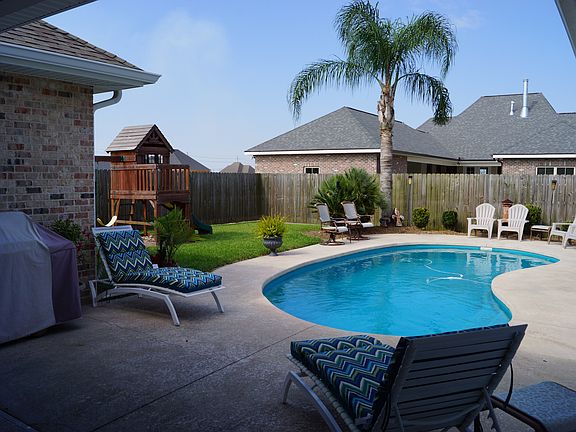 5th image of 429 Glenwild Dr