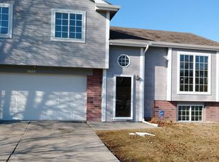 6802 N 116th Cir, Omaha, NE 68164