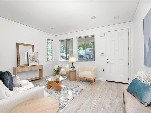 5th image of 4803 Windsong St