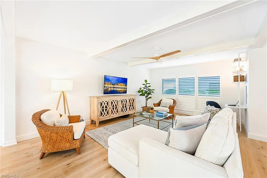 2 bed, 2.0 bath, 1100 sqft, $6,800 — Photo 3