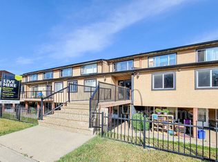 10121 162nd St NW, Edmonton, AB T5P 3L7