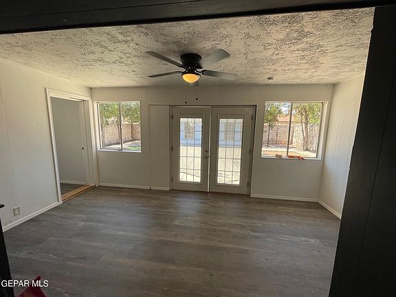5th image of 8509 Mount Whitney Dr