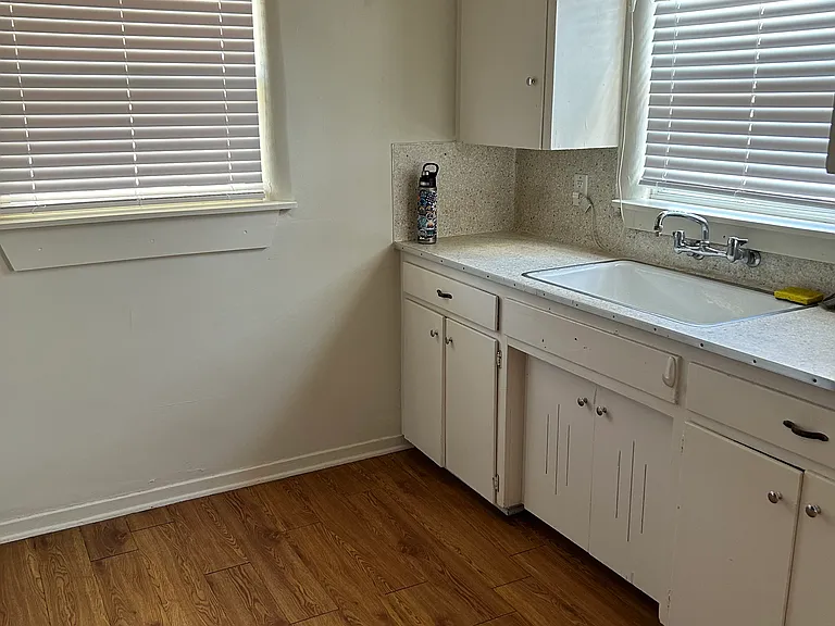 1237 Princeton Dr NE — Photo 7
