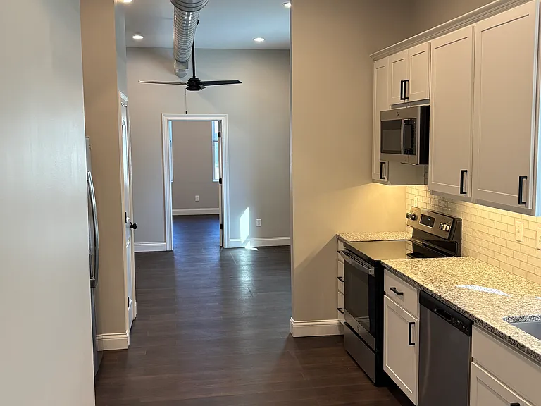 117 S Main St #2E — Photo 15