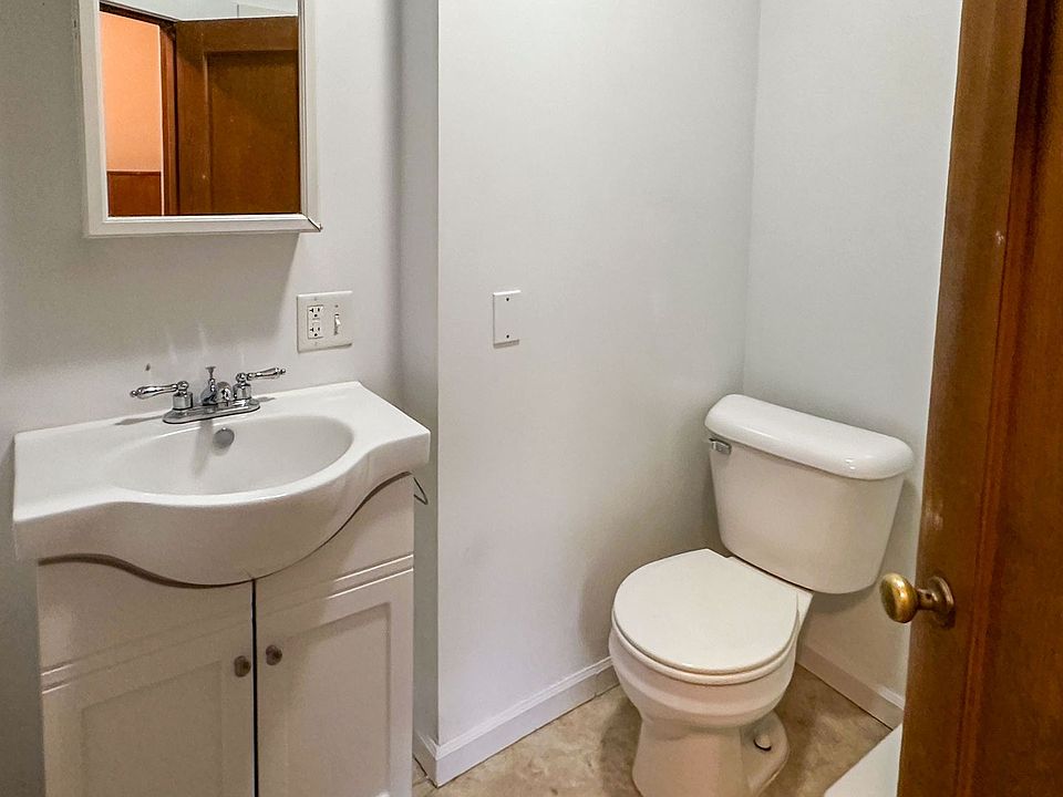1410 4th St Apartment Rentals La Grande, OR Zillow