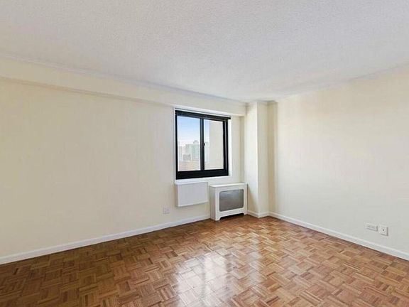 4th image of 175 W 87th St APT 17B