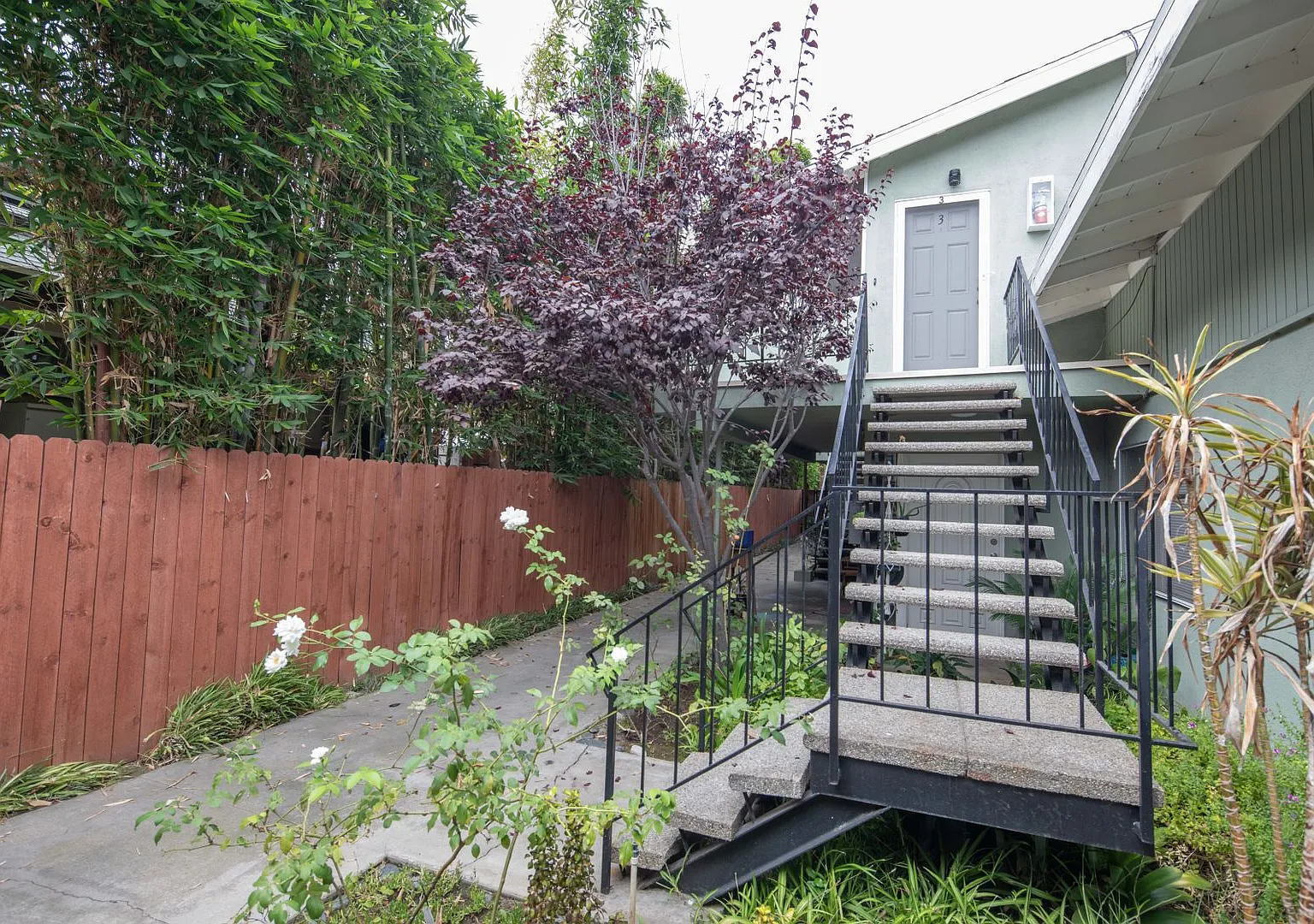 329 Orizaba Ave. — Photo 4