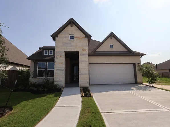 12323 Hackberry Dr, Mont Belvieu, TX 77523