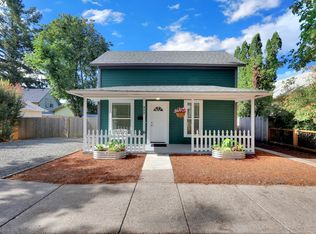 322 D St, Springfield, OR 97477