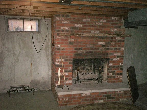 3rd image of 6228 Hollister Dr