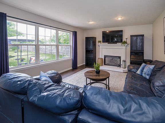 5th image of 230 Morhouse Dr