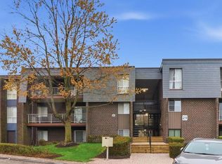 29 Stonehenge Cir APT 2, Baltimore, MD 21208