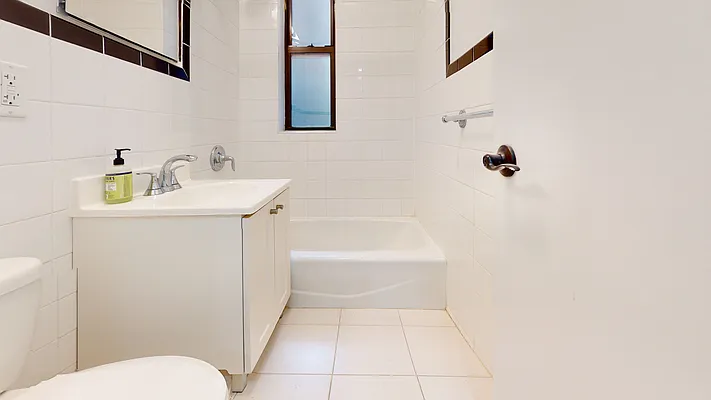 Rented by Rose Associates, Inc | media 6