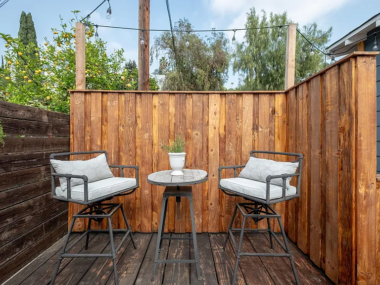 4039 Clayton Ave — Photo 21